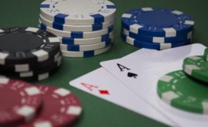 Poker Table